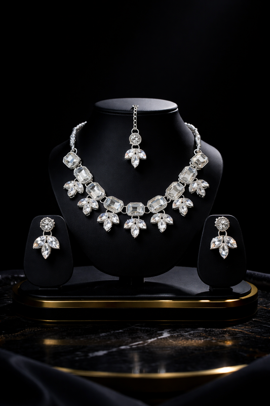 Silver Mirror Kundan Jewellery Set (Necklace + Earrings + Maangtikka)
