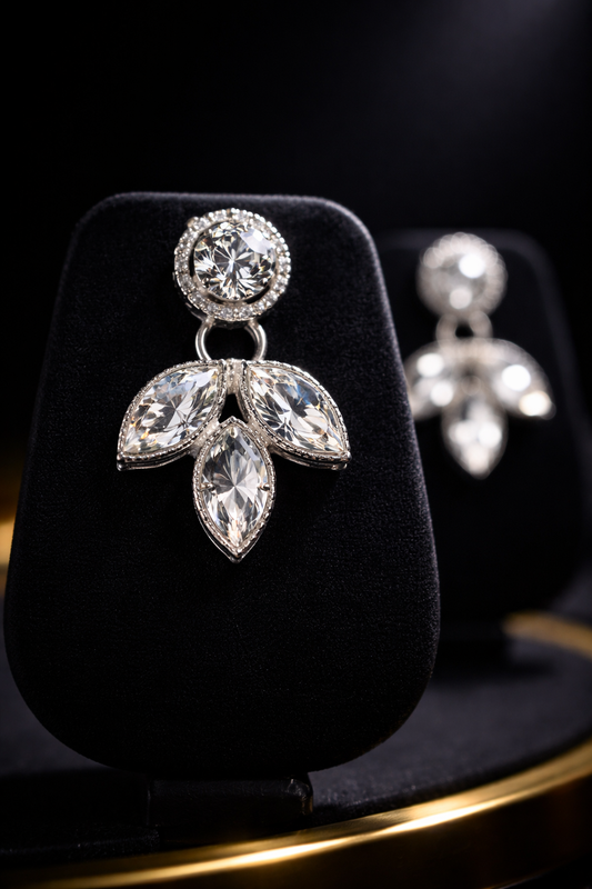 Silver Mirror Kundan Jewellery Set (Necklace + Earrings + Maangtikka)